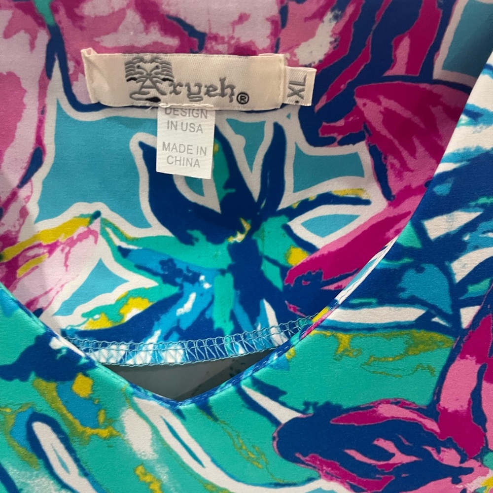 Aryeh Teal, Aqua & Pink Tropical Floral V-Neck Blouse - Picture 2 of 2